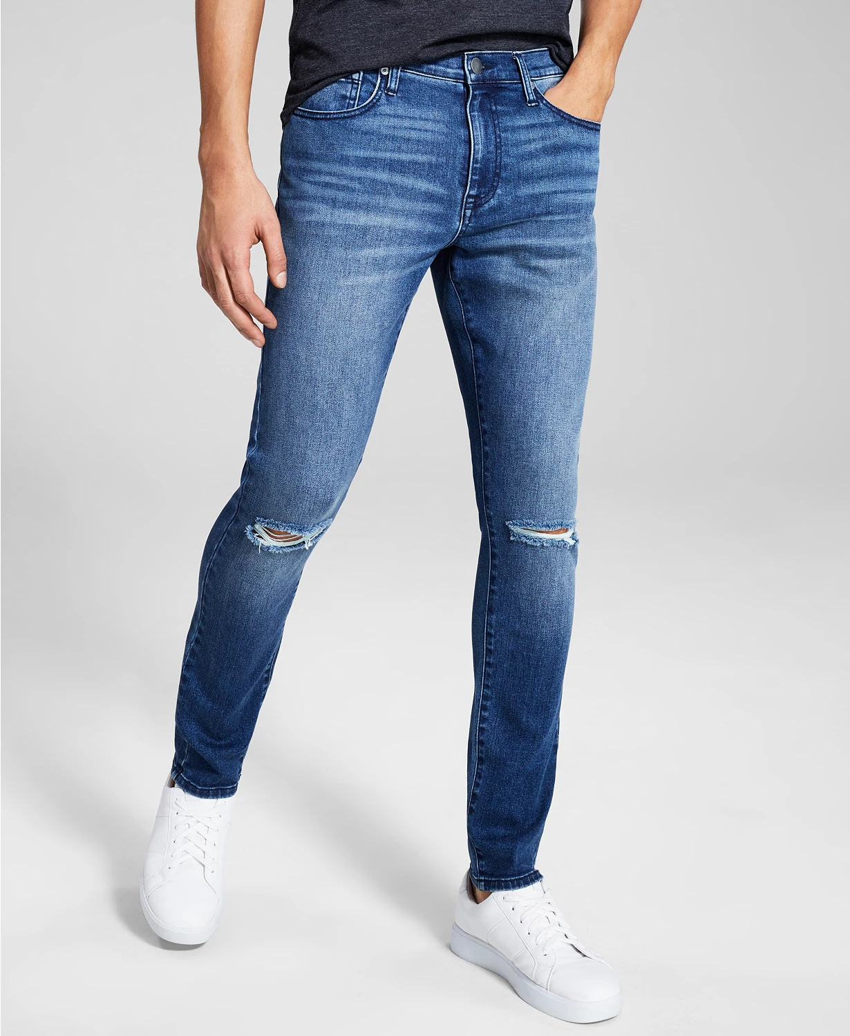 Calça jeans skinny rasgada com elasticidade máxima